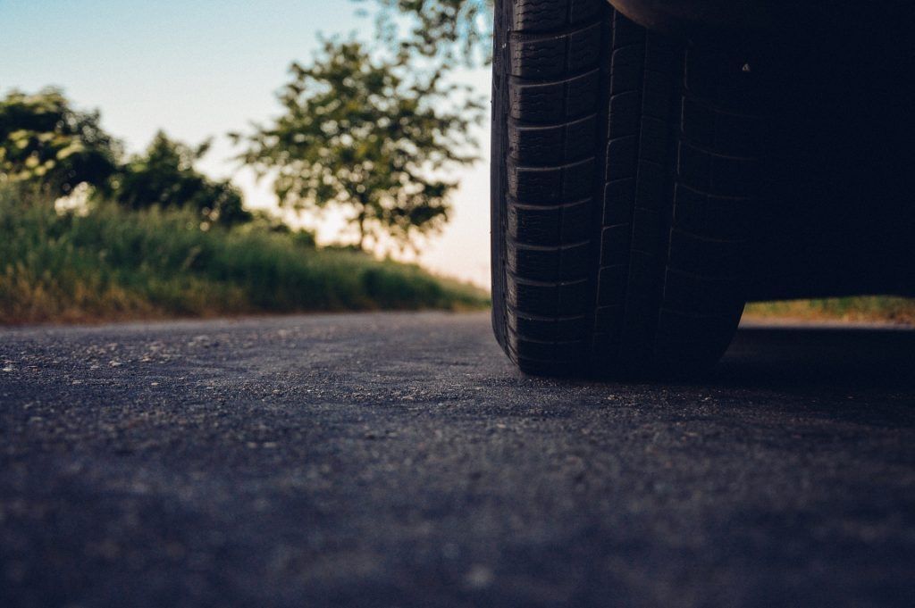 🛠️🛠️🛠️ TUTO Comment changer ses pneus étape par étape ? 